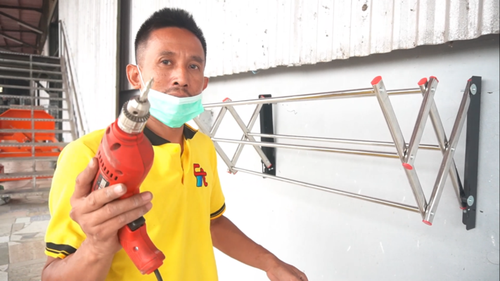 Jemuran gantung Jemuan dinding